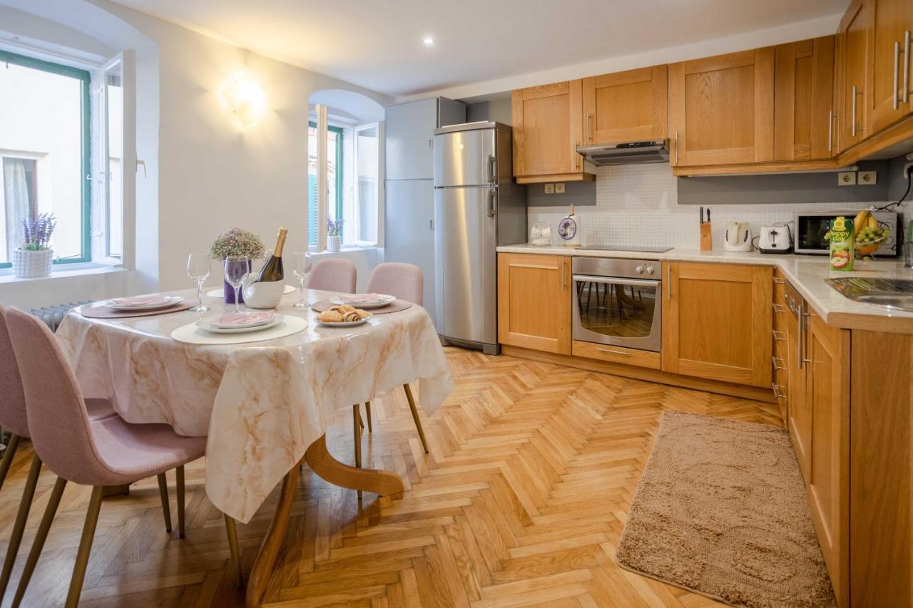 Daloro Suite Split Extérieur photo
